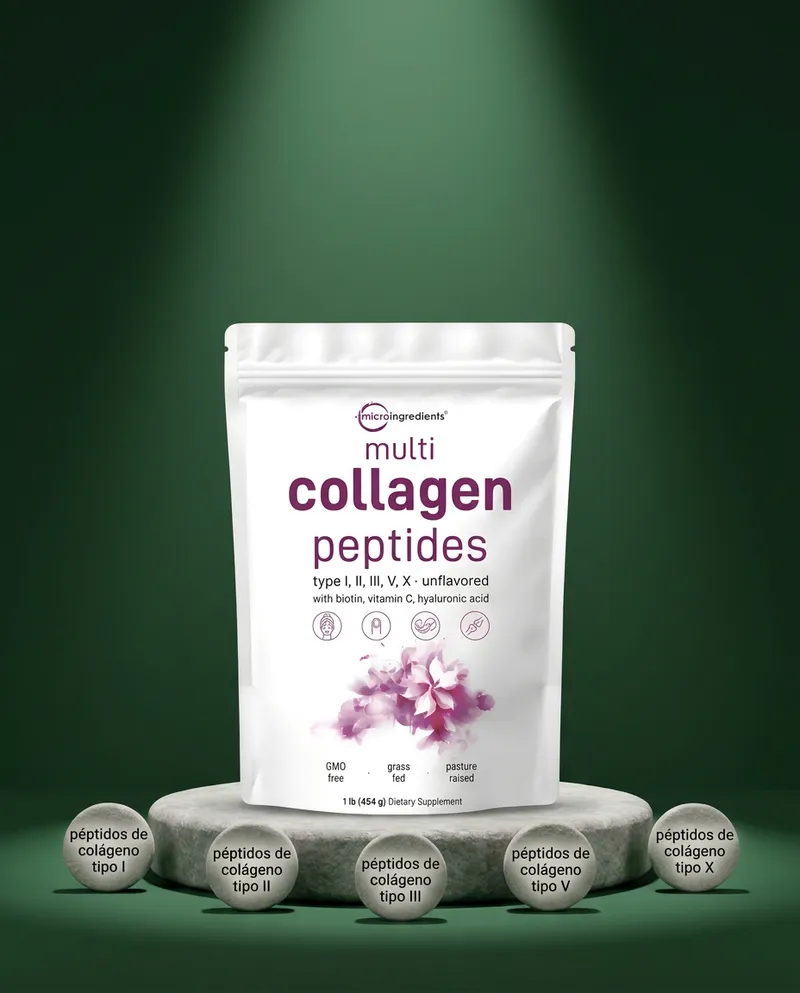 Colágeno múltiple en polvo sobre una piedra en un estudio verde, con sus ingredientes
