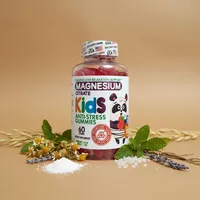 Gomitas de magnesio para niños con sus ingredientes naturales alrededor