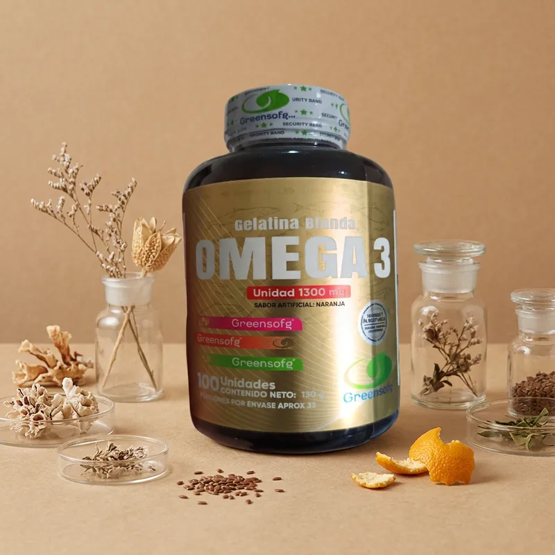 Gomitas de omega 3 con sus ingredientes naturales alrededor